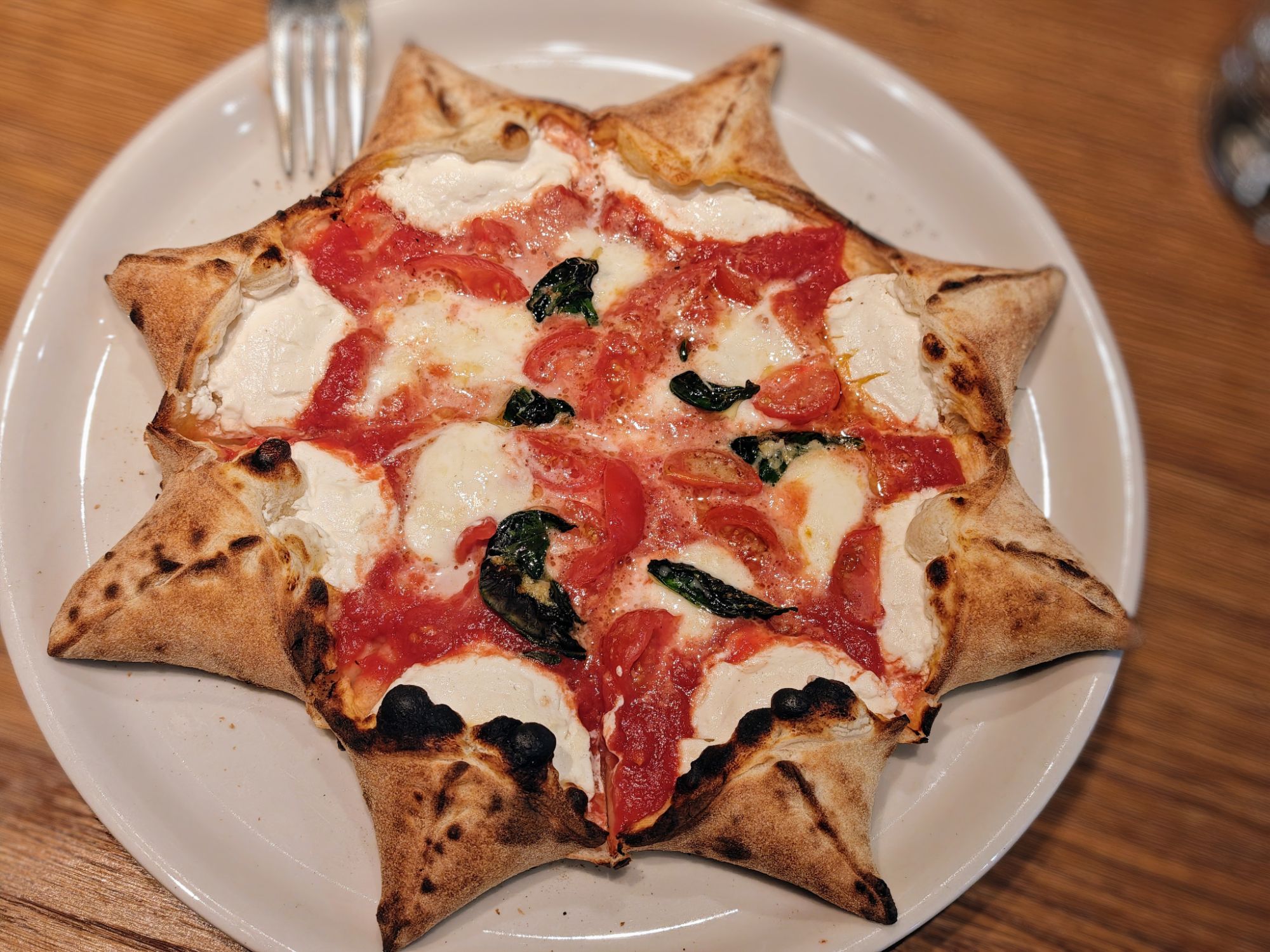 松陰神社前のPizzeria NeNeのステッラ