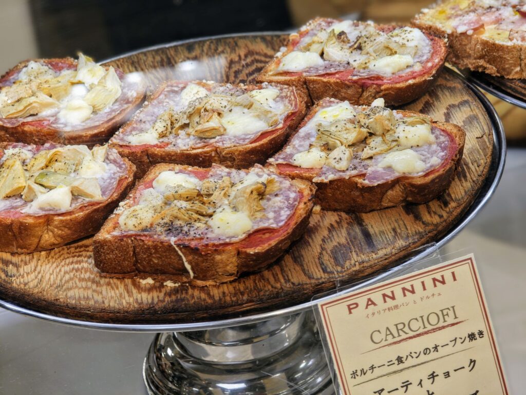 「イタリア展 日本橋三越本店 2025」の食品コーナー